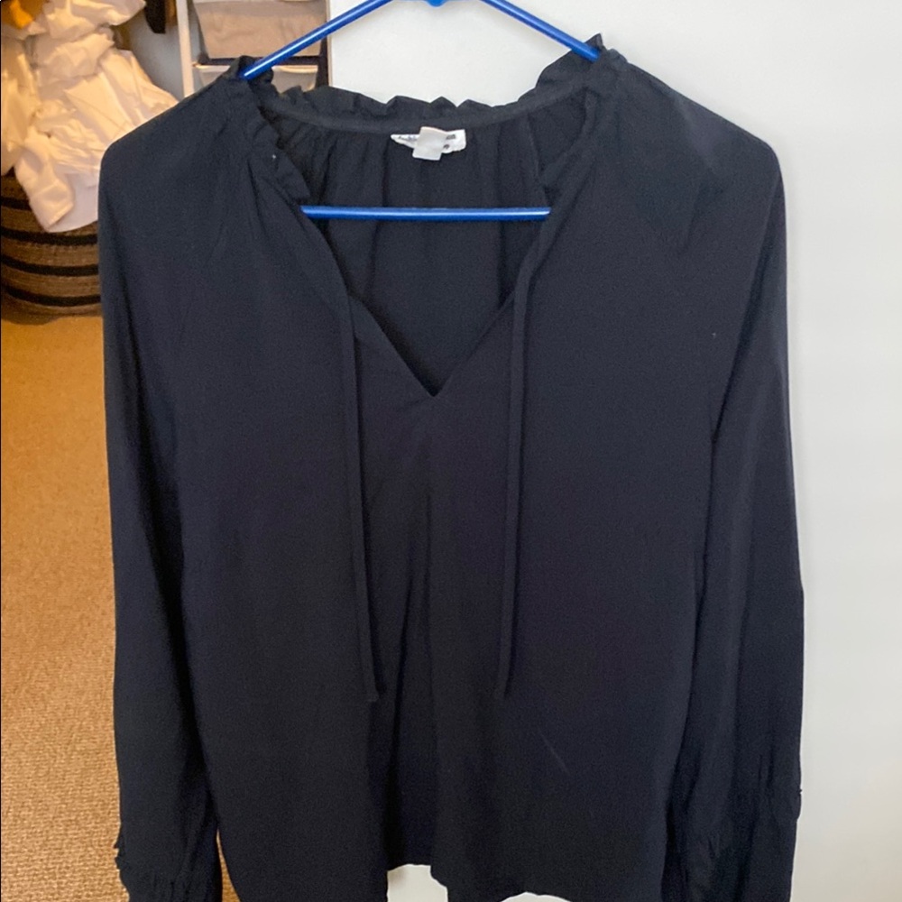Black 3/4 Sleeve Tie Front Blouse